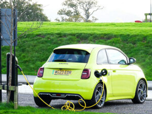 la electric car service, ev repair, battery maintenance
